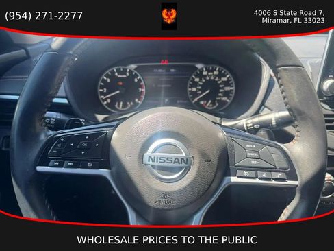 Used 2021 Nissan Altima 2.5 SR w/ SR Premium Package FWD image 11