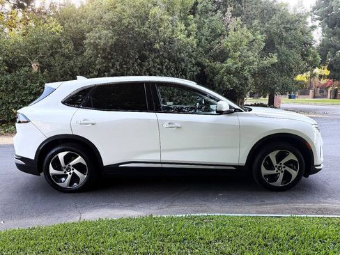 Used 2024 VinFast VF 8 Eco AWD/4WD image 7