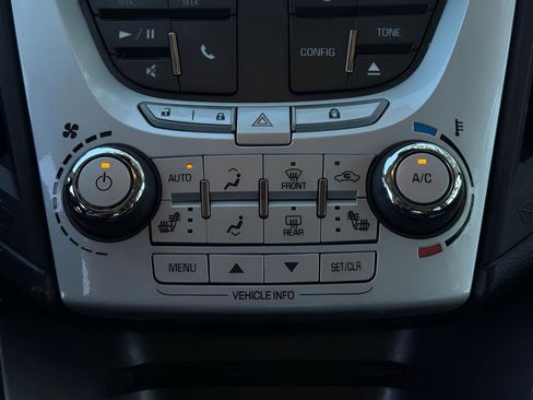 Used 2013 Chevrolet Equinox LT FWD image 29