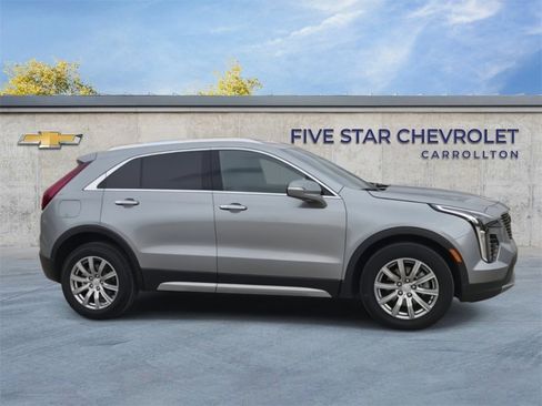 Used 2023 Cadillac XT4 Premium Luxury image 9