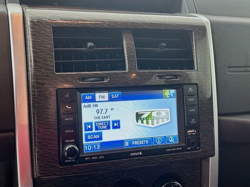 Used 2011 Jeep Liberty 70th Anniversary image 13