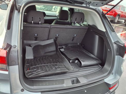 Used 2024 Chevrolet TrailBlazer LS w/ LS Convenience Package FWD image 23