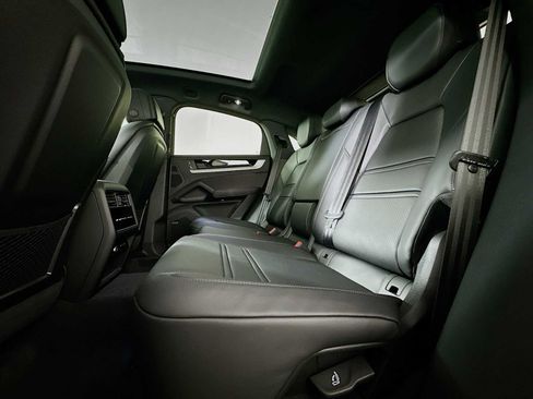 New 2026 Porsche Cayenne E-Hybrid image 23