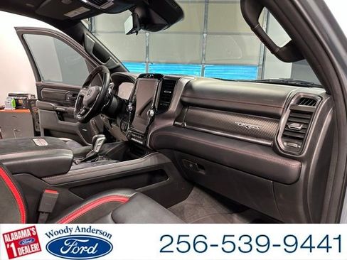 Used 2021 RAM 1500 TRX w/ TRX Lanuch Edition image 31