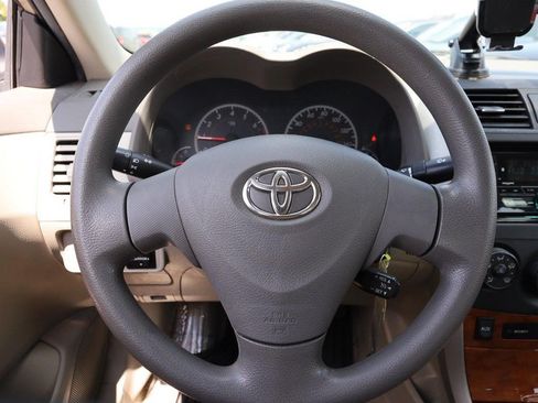 Used 2009 Toyota Corolla XLE FWD image 10