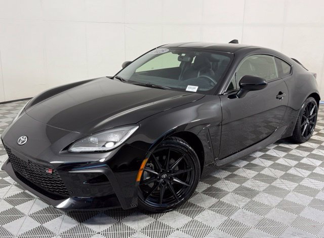 Used 2025 Toyota GR86 Premium RWD image 1