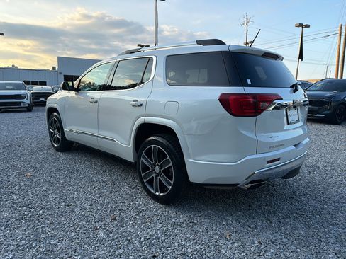 Used 2018 GMC Acadia Denali w/ Technology Package FWD image 7