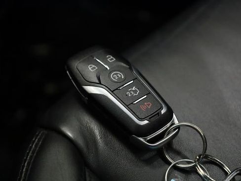 Used 2016 Lincoln MKX Select w/ Select Plus Package image 35