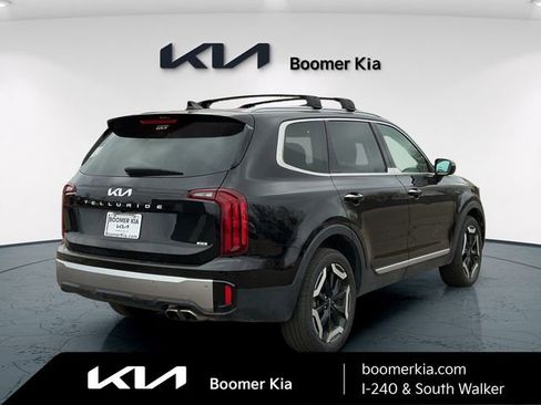 Certified 2025 Kia Telluride S image 5