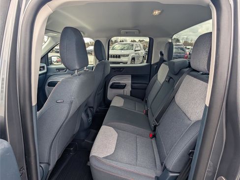 Used 2024 Ford Maverick XLT image 13