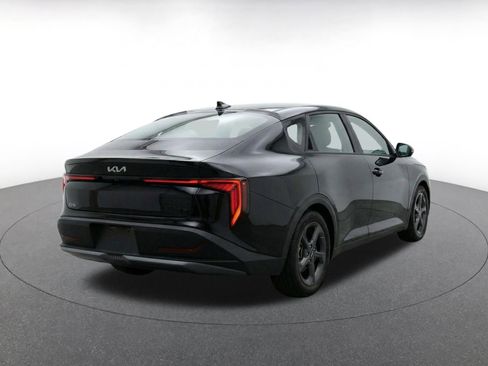 Used 2025 Kia K4 FWD image 8