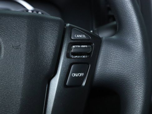 Used 2024 Nissan Frontier S w/ S Utility Package image 22