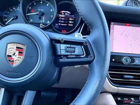 Used 2026 Porsche Macan AWD/4WD image 12