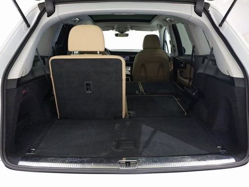 Used 2022 Audi Q7 3.0T Premium Plus w/ Premium Plus Package image 32