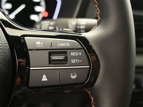 New 2025 Honda Pilot TrailSport image 2