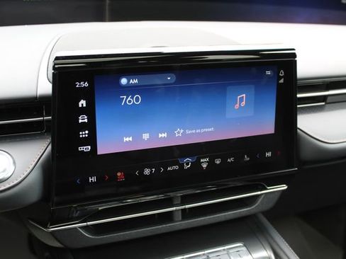 Certified 2024 Lincoln Nautilus Reserve w/ Equipment Group 202A image 21