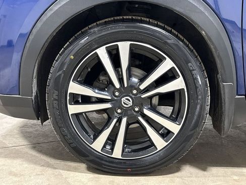 Used 2020 Nissan Kicks SV image 26