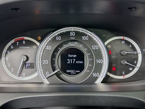 Certified 2017 Honda Accord Touring image 10
