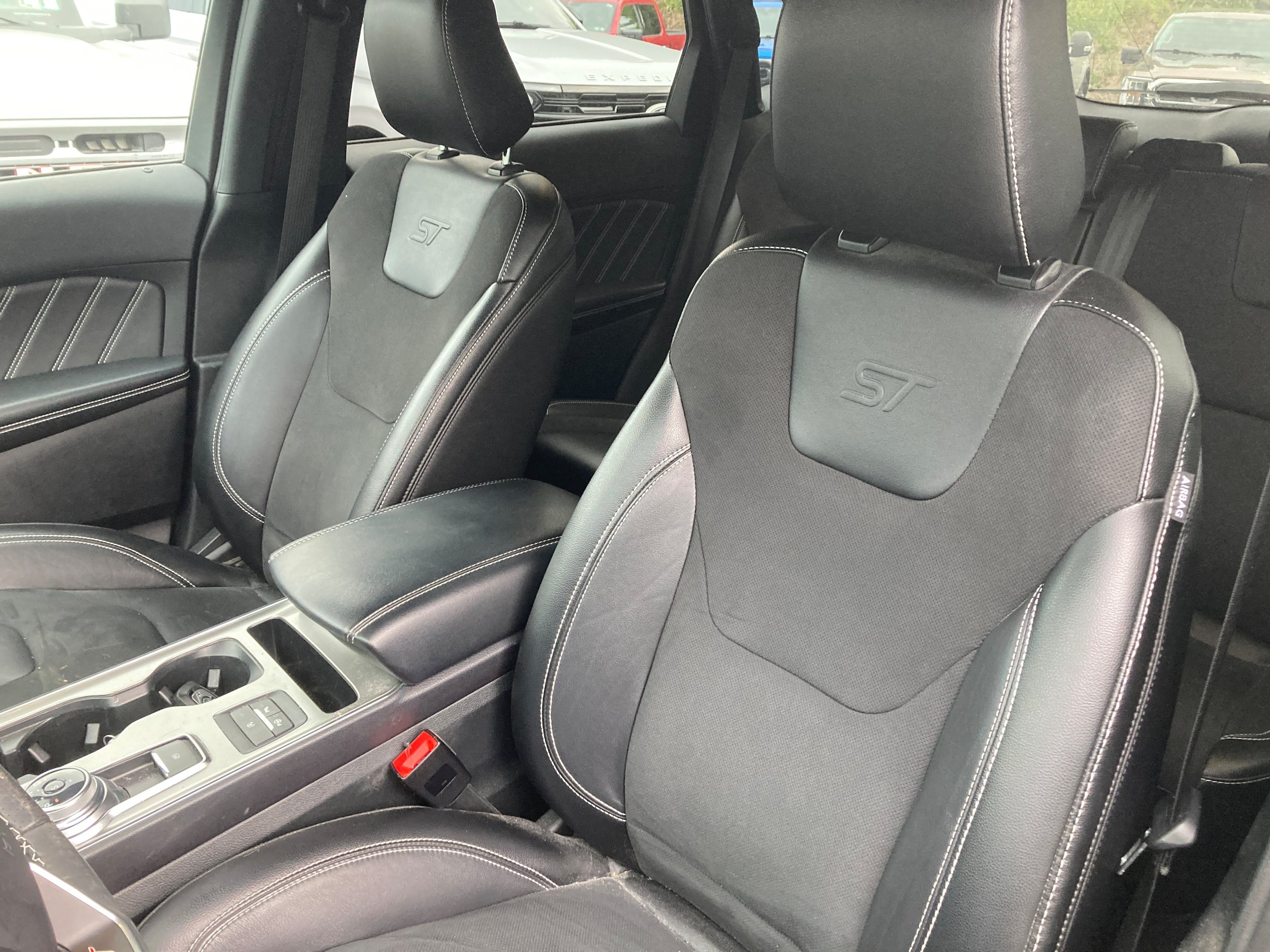 Certified 2024 Ford Edge ST w/ Equipment Group 401A AWD/4WD image 7