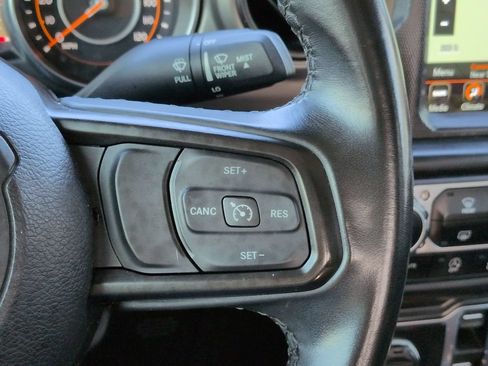 Used 2022 Jeep Gladiator Sport AWD/4WD image 26