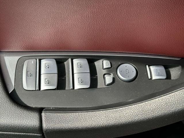 Used 2024 BMW X3 xDrive30i w/ Premium Package AWD/4WD image 17