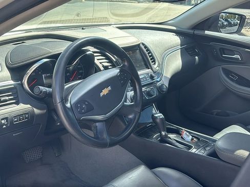 Used 2014 Chevrolet Impala LTZ FWD image 23