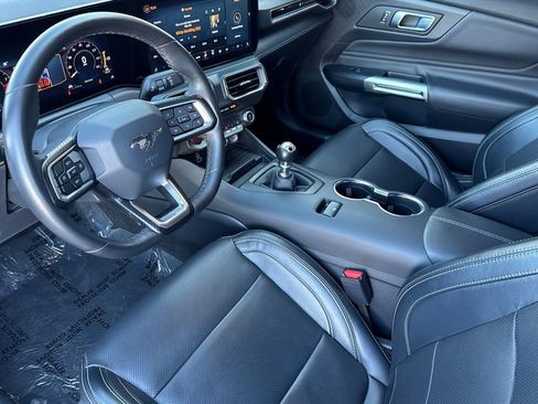 Used 2024 Ford Mustang GT Premium image 12