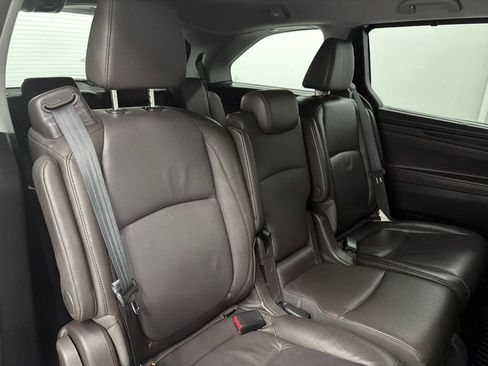 Used 2018 Honda Odyssey EX-L image 30