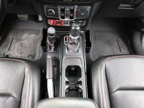 Used 2021 Jeep Wrangler Unlimited Rubicon w/ Steel Bumper Group AWD/4WD image 14