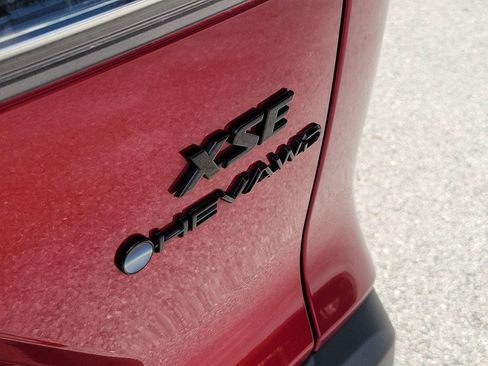 Used 2025 Toyota Corolla Cross AWD Hybrid w/ Convenience Package image 7
