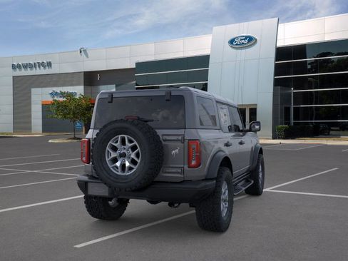 New 2025 Ford Bronco Badlands image 8