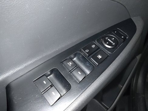 Used 2017 Hyundai Tucson Sport AWD/4WD image 27