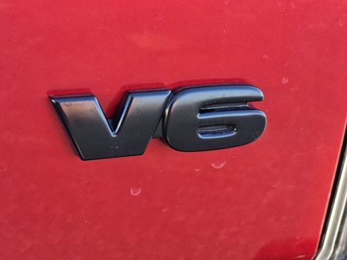 Used 2023 Toyota Tacoma TRD Sport AWD/4WD image 21