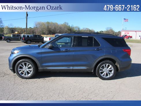 Used 2020 Ford Explorer XLT w/ Equipment Group 202A image 7
