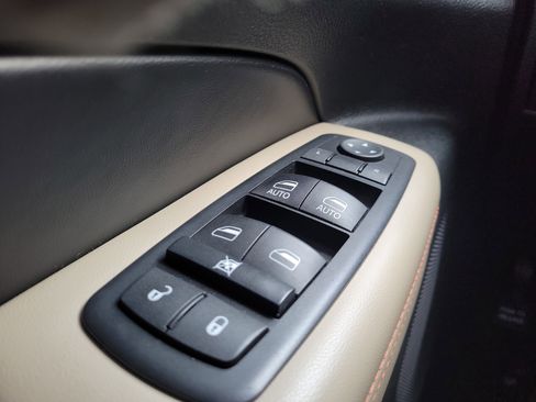 Used 2016 Jeep Grand Cherokee Limited 75th Anniversary image 20