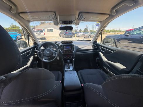 Used 2021 Subaru Forester AWD/4WD image 21
