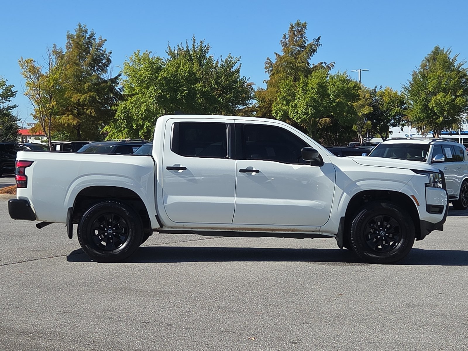 Used 2025 Nissan Frontier S w/ S Utility Package AWD/4WD image 6