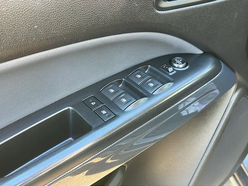 Used 2018 Chevrolet Colorado Z71 image 23