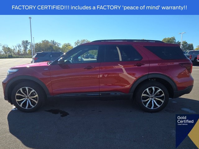 Used 2023 Ford Explorer XLT w/ Equipment Group 202A AWD/4WD image 17