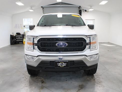 Used 2022 Ford F150 XLT image 3