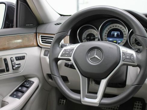 Used 2014 Mercedes-Benz E 350 Sedan w/ Premium 1 Package image 51