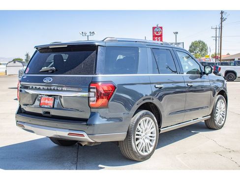 Used 2024 Ford Expedition Limited AWD/4WD image 8