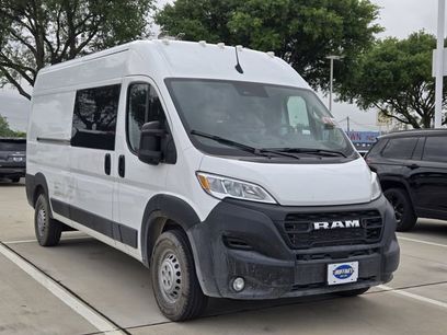 Used 2025 RAM ProMaster 2500 w/ Crew Van Package