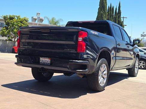 Used 2021 Chevrolet Silverado 1500 Custom AWD/4WD image 12