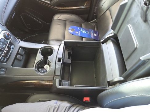 Used 2017 Chevrolet Tahoe LT w/ Luxury Package image 70
