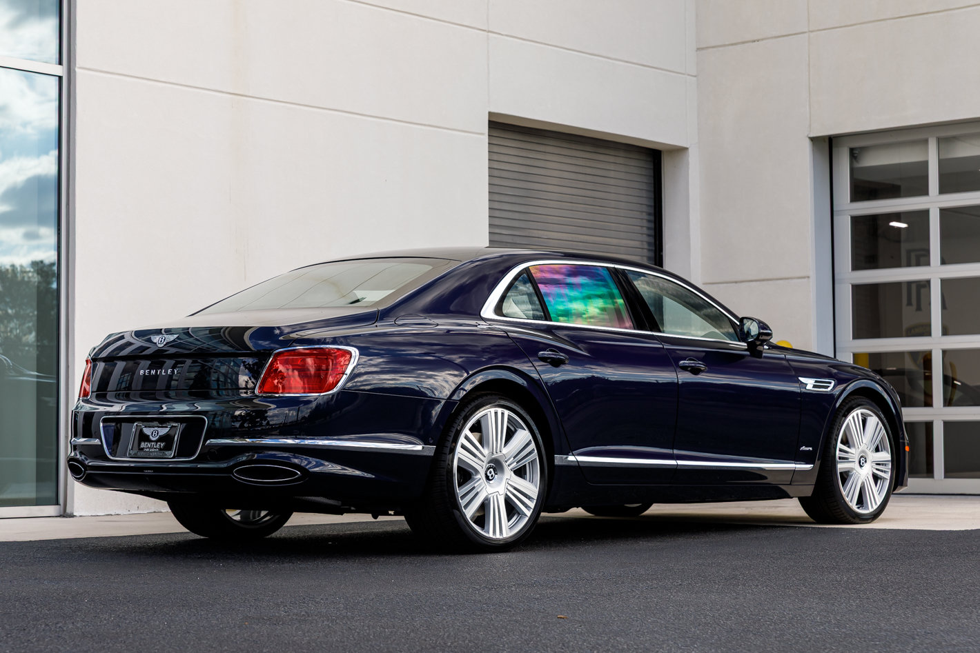 Used 2026 Bentley Flying Spur Azure AWD/4WD image 22
