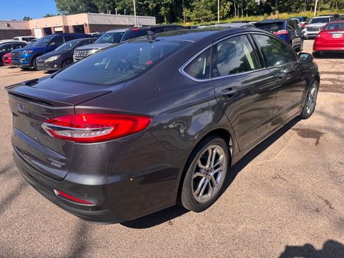 Certified 2020 Ford Fusion Titanium FWD image 5