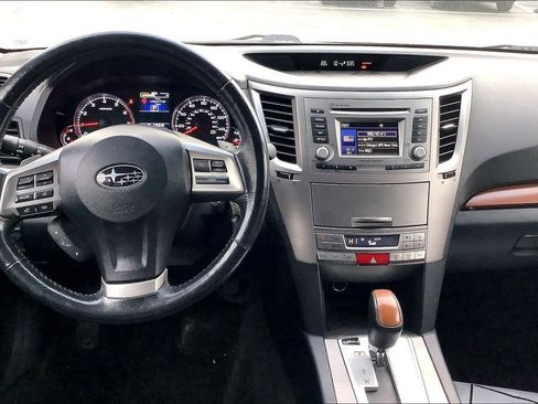 Used 2014 Subaru Outback 2.5i Limited w/ Moonroof Package image 17