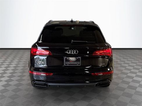 Certified 2025 Audi Q5 2.0T Premium w/ Convenience Plus Package AWD/4WD image 5