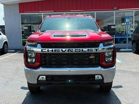 Used 2022 Chevrolet Silverado 3500 LT w/ Convenience Package AWD/4WD image 2